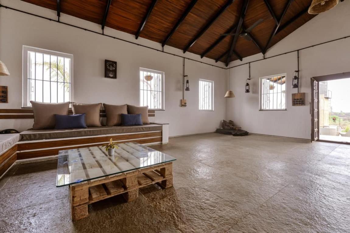 The Earth Farm Villa Nashik Ngoại thất bức ảnh