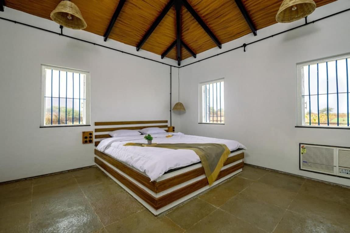 The Earth Farm Villa Nashik Ngoại thất bức ảnh
