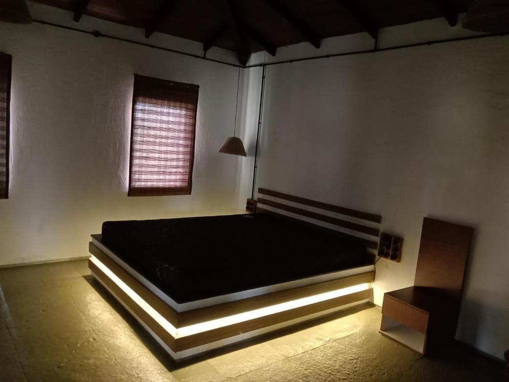 The Earth Farm Villa Nashik Ngoại thất bức ảnh