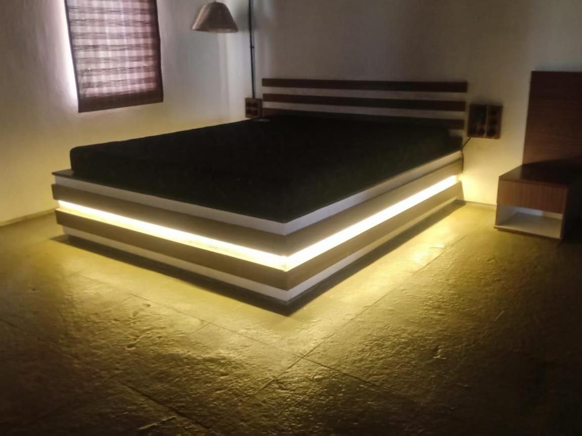 The Earth Farm Villa Nashik Ngoại thất bức ảnh
